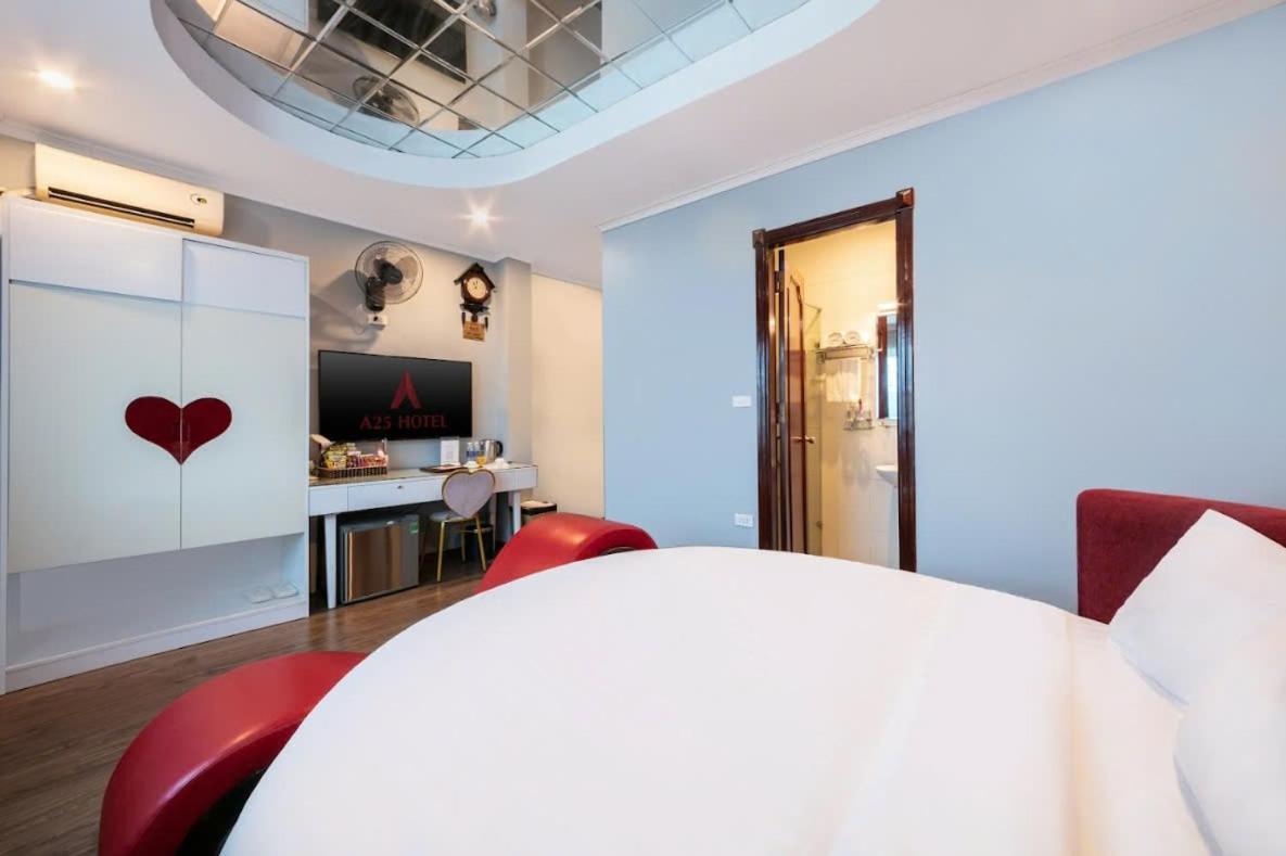 A25 Hotel - 30 An Duong Ханой Экстерьер фото